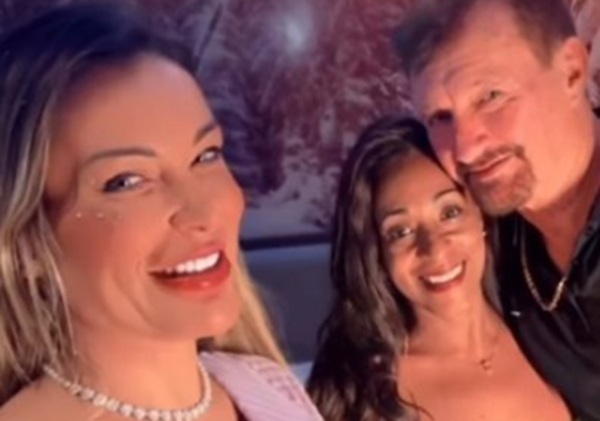 Andressa Urach com seu pai e sua ex sogra porno